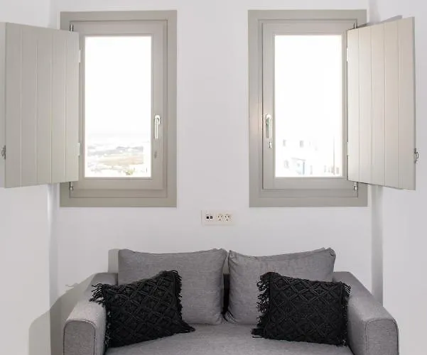 Black Shade Apartment