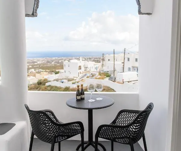 Black Shade Apartment *